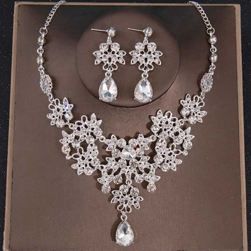 Luxury Crystal Crown Necklace Earring Set Water Diamond Bridal Jewelry Set Bridal Wedding Hair Accessories Jewelry Crown Headpiece Set W241007