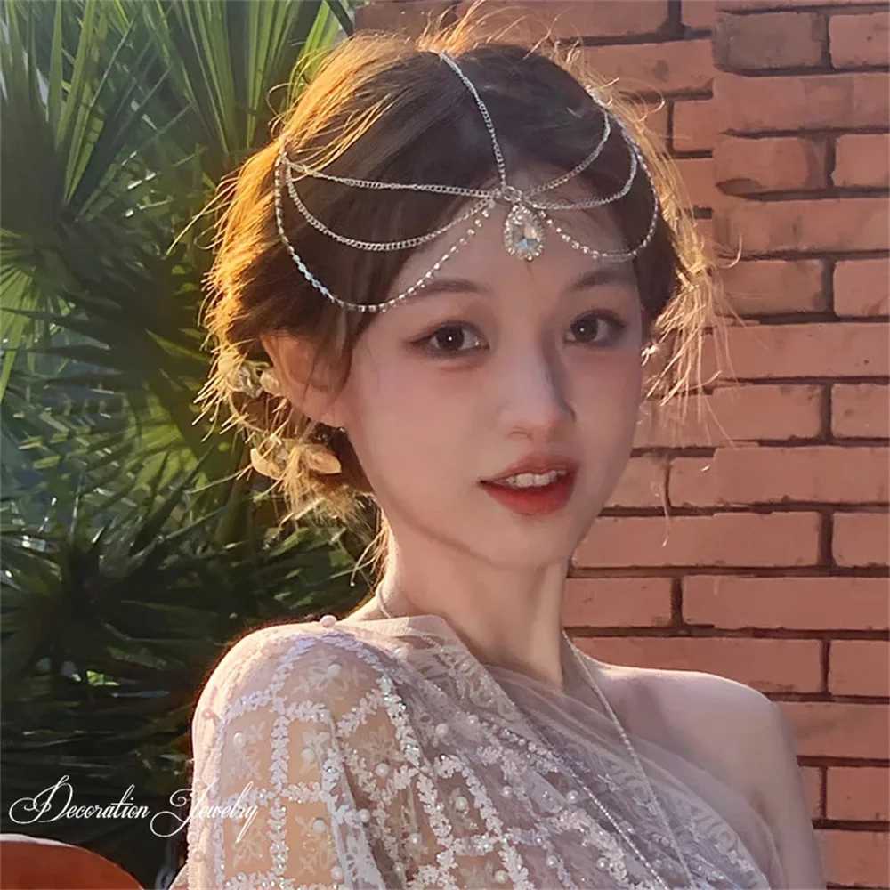 Crystal front eyebrow pendant headwear European and American bride waterdrop headband chain Bohemian country headband styling tool W241007