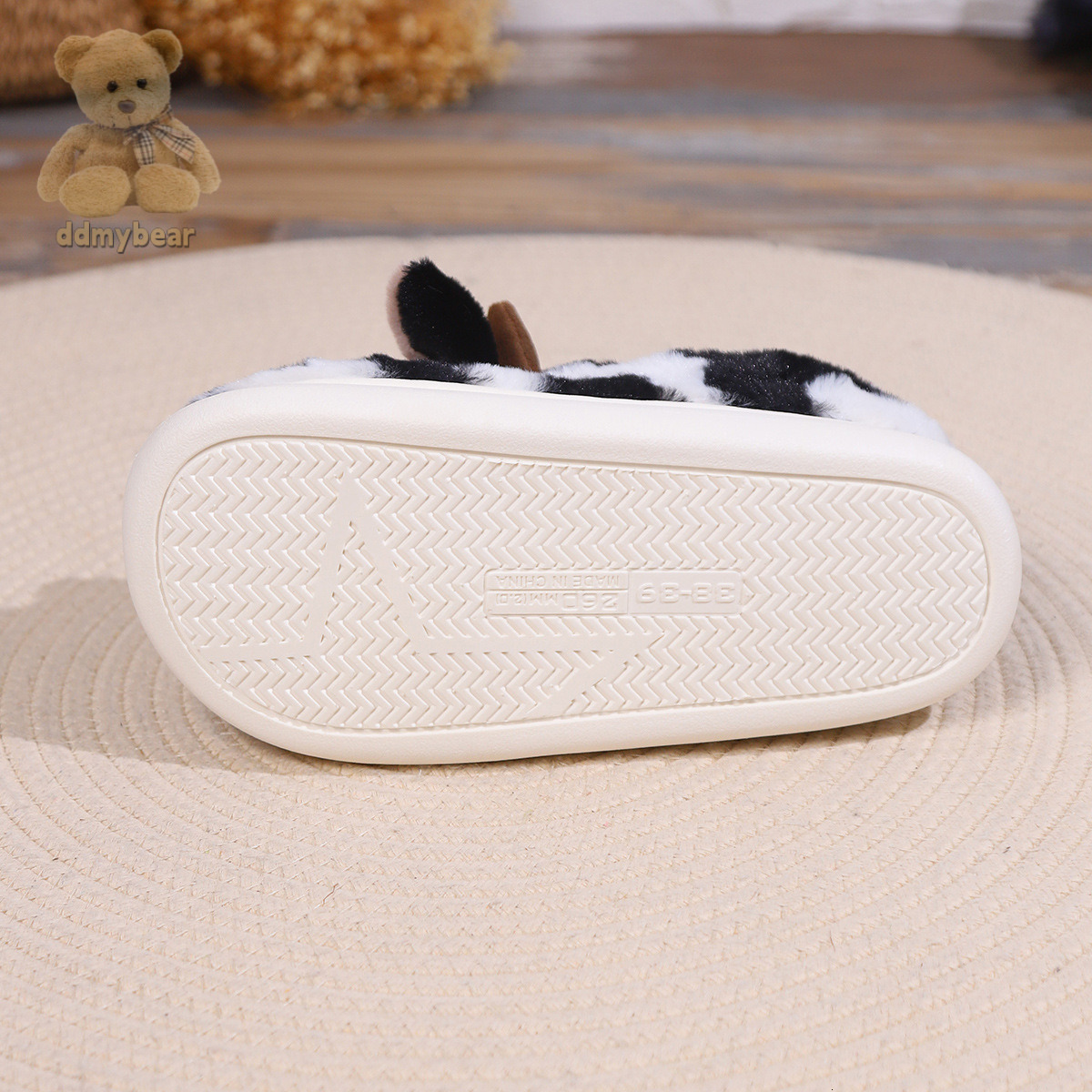 Ddmybear Thick Cartoon Cow Fur Bag With Cotton Slippers Winter 2024, Suitable For Indoor Warmth, Wear Resistance, And Anti Slip Chinese Brand Shoes F1