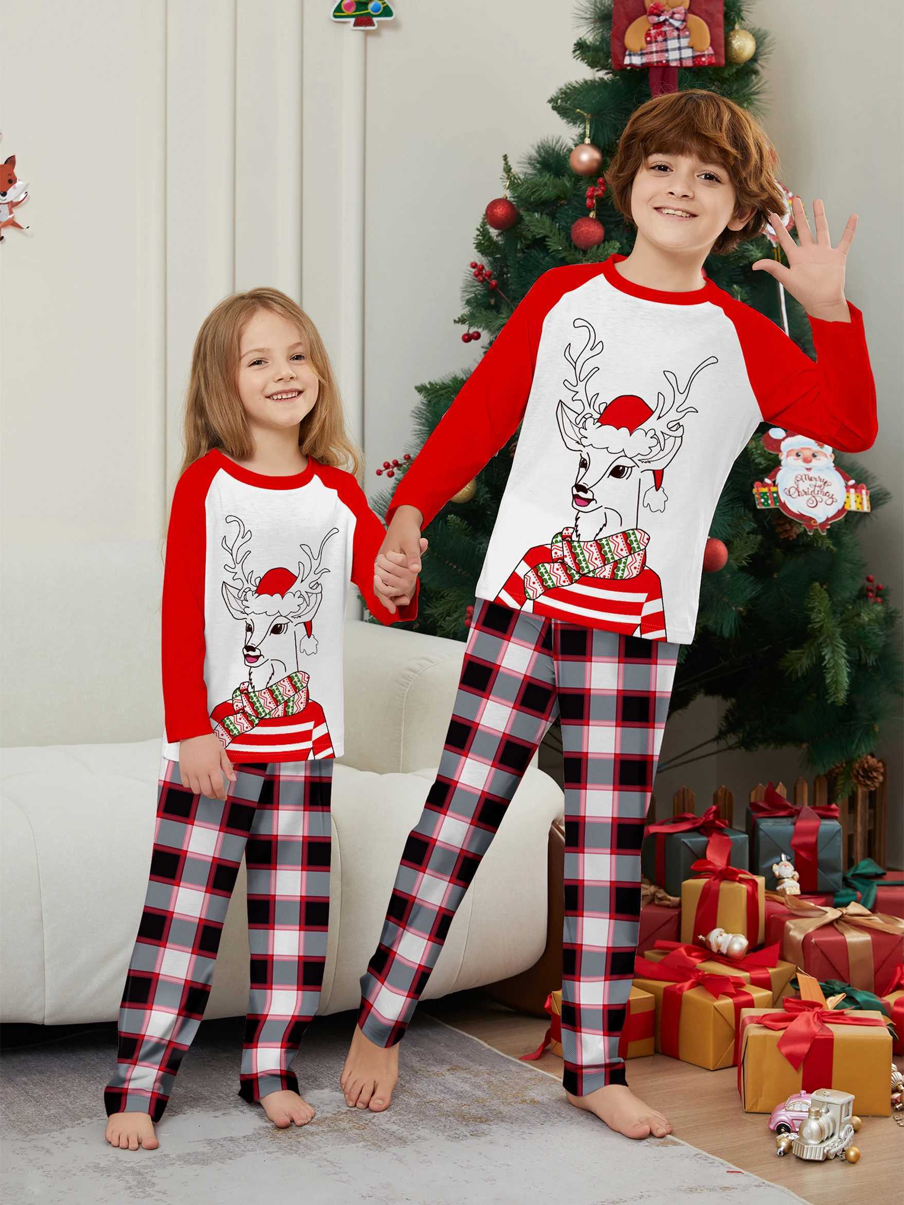 Christmas Family Matching Set Mom Dad Child 2-piece Pajama Set Baby Casual Loose Pajama Christmas Family Appearance Pajama W241008