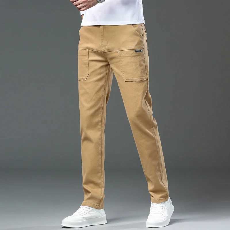 New Spring/Autumn Mens Multi Pocket Design White Tight Jeans Fashion Casual Khaki Red Comfortable Stretch JeansW240715