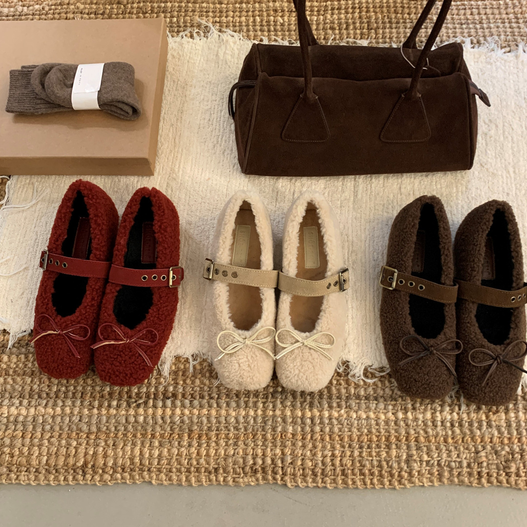 Cozy Fury Snow Boots: 2024 Women's Warm Height-Increasing Winter Shoes with Lamb Hair b8db