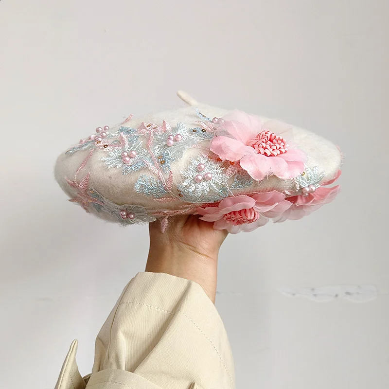INS winter unique berets for women floral painter hats for women 241007