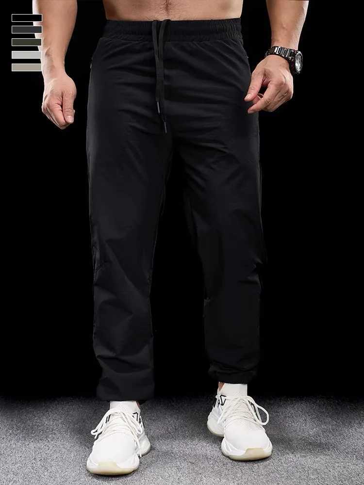 Autumn Men Running Pants Air hole Training Trousers Jogging Fitness Gym waterproof outdoors Zipper pocket Streetwears SportX241008