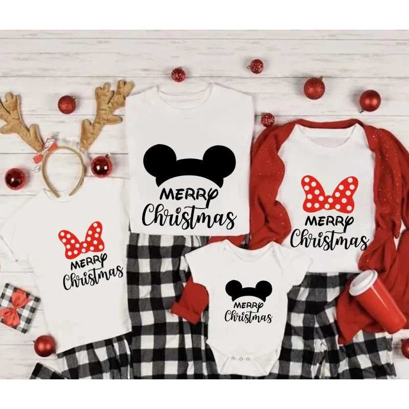 Merry Christmas Family Matching Clothing Father Mother Son T-shirt Girl Tight Clothes Cotton Family Clothing W241008