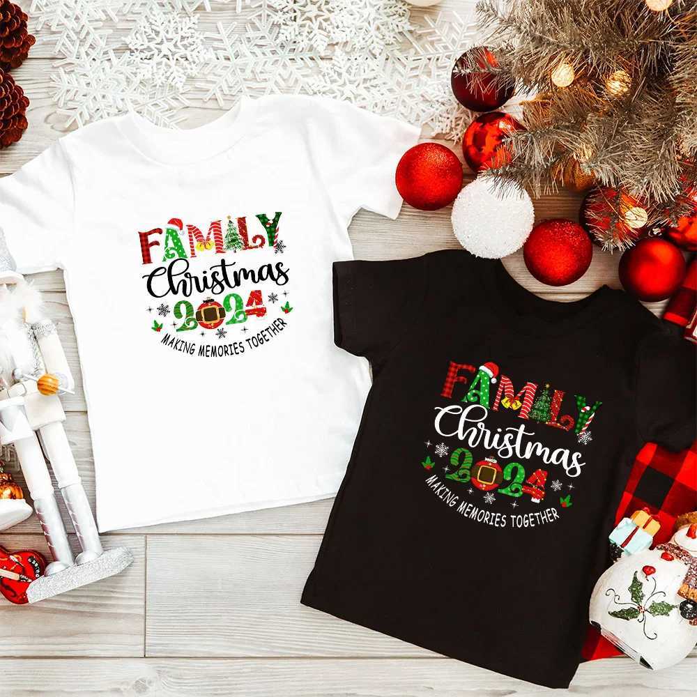 Family Christmas 2024 Mom Dad Baby Match Family Christmas Shirt Family Holiday Top Tee Baby Tight W241008