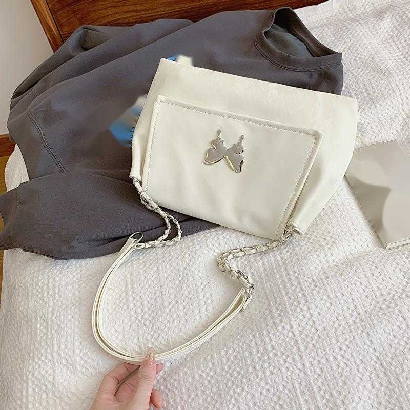 CMM Fashion and Beautiful Butterfly Bag for Womens Spring Summer Trend New Large Capacity Personalized Chain Single Shoulder Armpit Womens Bag