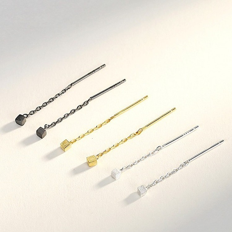 Pure sier needle for women, simple cool style, small square, sleeping without taking off the ear , stylish and trendy earrings