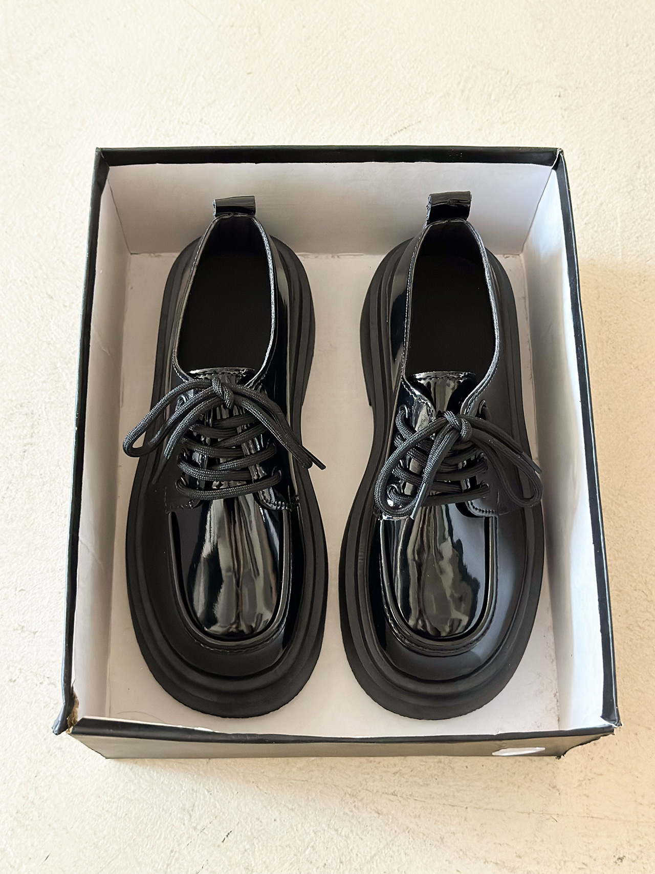 Thick soled JK college style small leather shoes for women, 2025 autumn new fashionable and versatile British style sponge cake loafers for women
