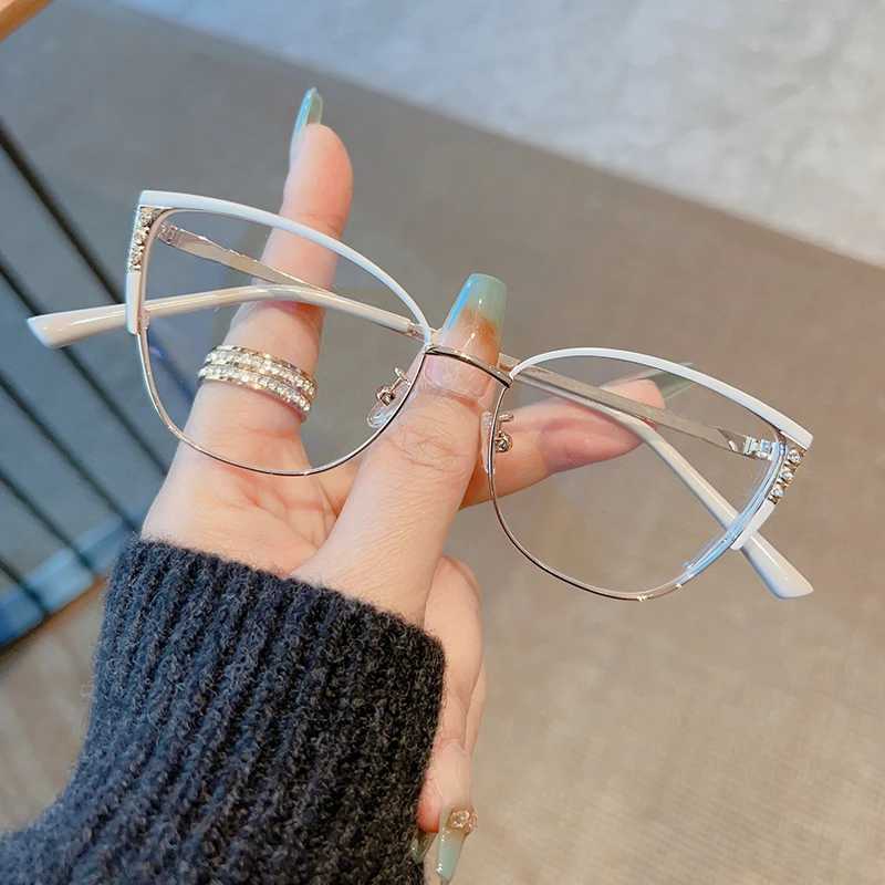 Metal Eyeglasses Frame for Women Optical Glasses Frame Blue Light Glasses Designer Eyewear Wholesale Fashion ColorsX241008