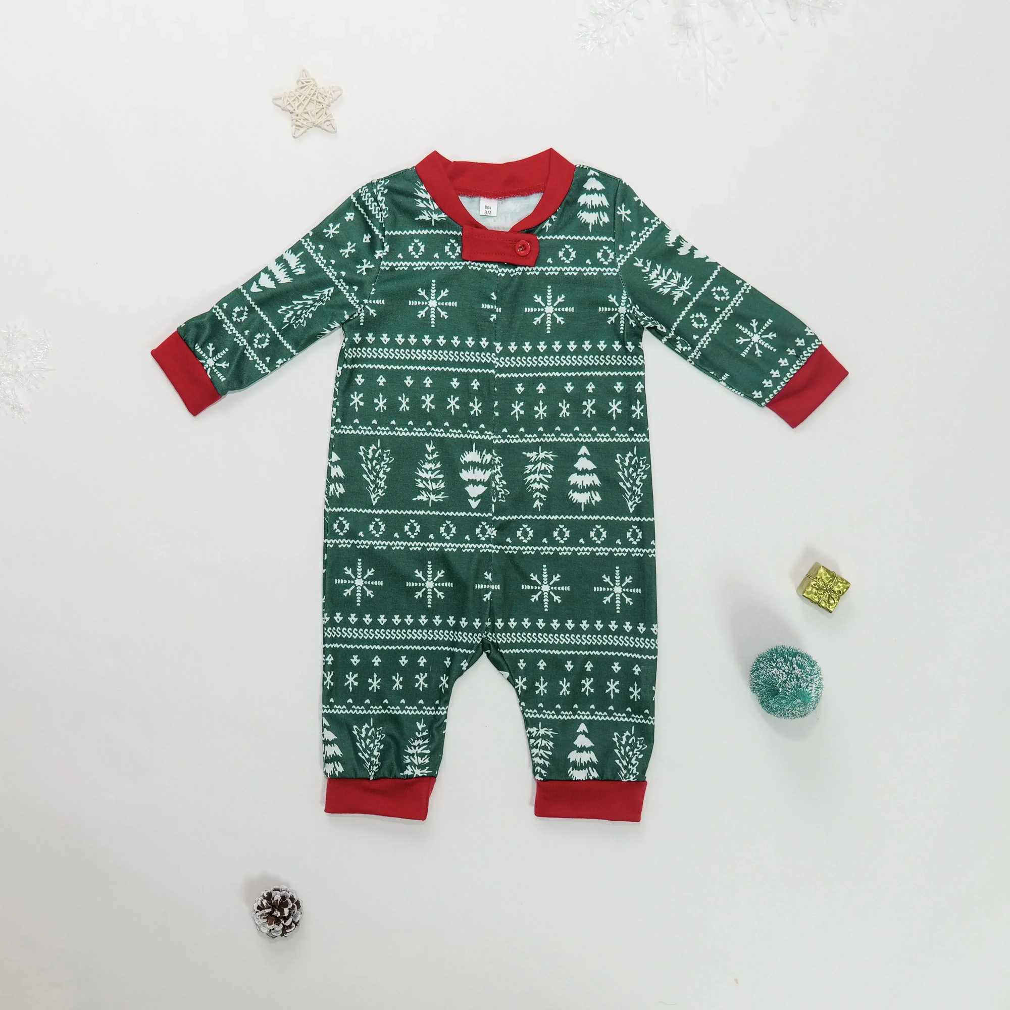 2024 Winter Family Christmas Pajama Set allows printing of matching clothes for mom daughter dad and son 2piece set for baby jumpsuit and Christmas ap