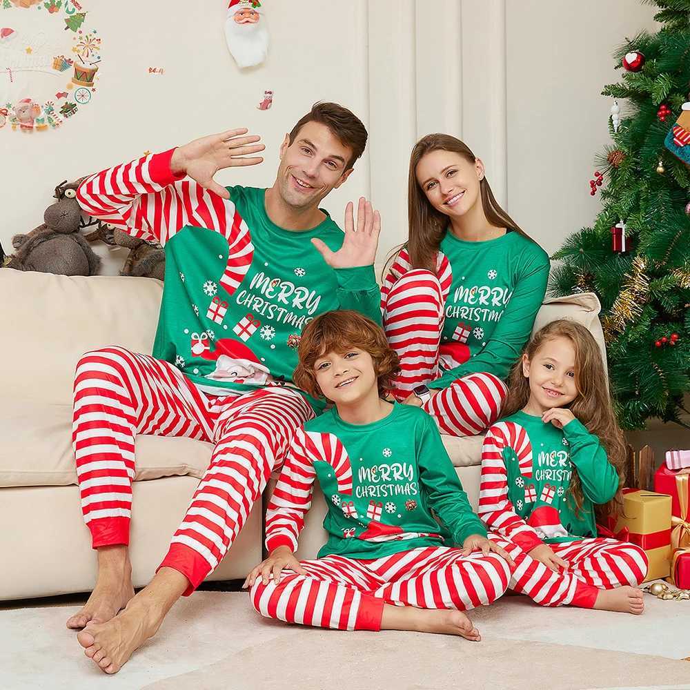 Santa Claus Father Son Mom Daughter Matching Pajama Set Santa Claus Red Striped Long Sleeve Pajama Baby jumpsuit Family Appearance W241008