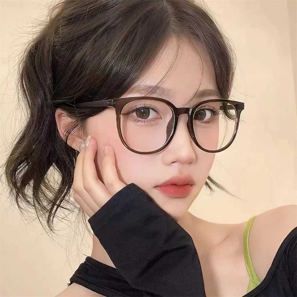 2024 New Anti-blue Light Glasses Men Women Fashion Transparent Computer Glasses Frame Retro Myopia Glasses Square EyeglassesX241008