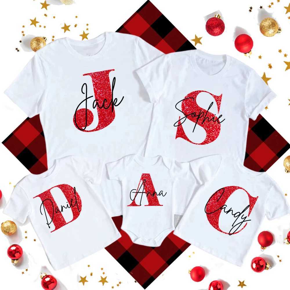 Personalized Initial Christmas Family Matching T-shirt Customized Name Mom Dad Daughter Son Baby Clothing Top Girl Boy Clothing W241008