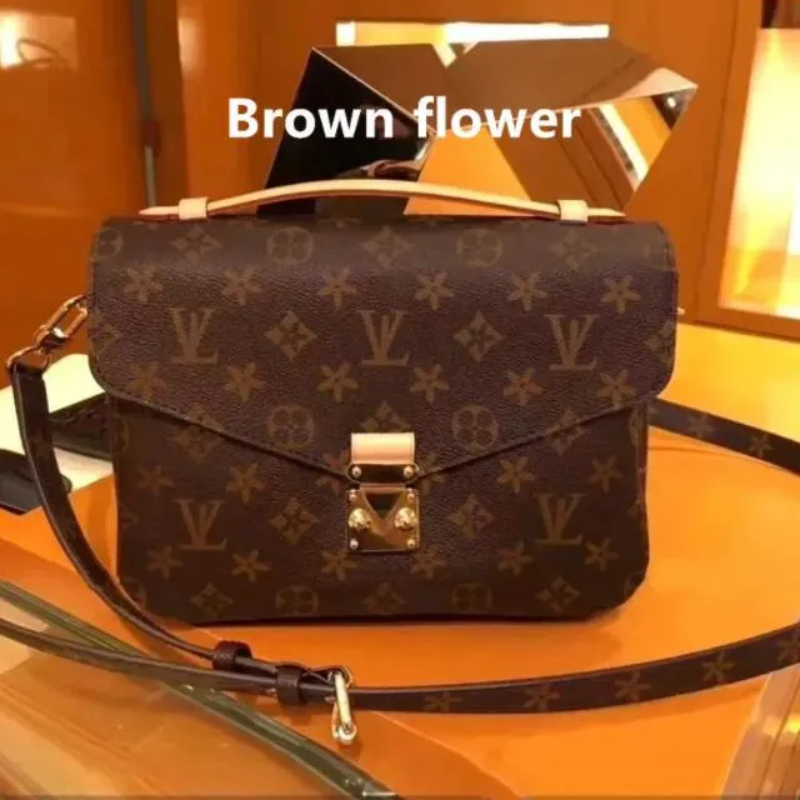 neverfulltote bags Women Luxury Designer lvly Bag Crossbody Diane Baguette Classic Vintage Canvas Strap Flower Flap Embossed Letters Clutch Purse Shoulder 5b3 6e8