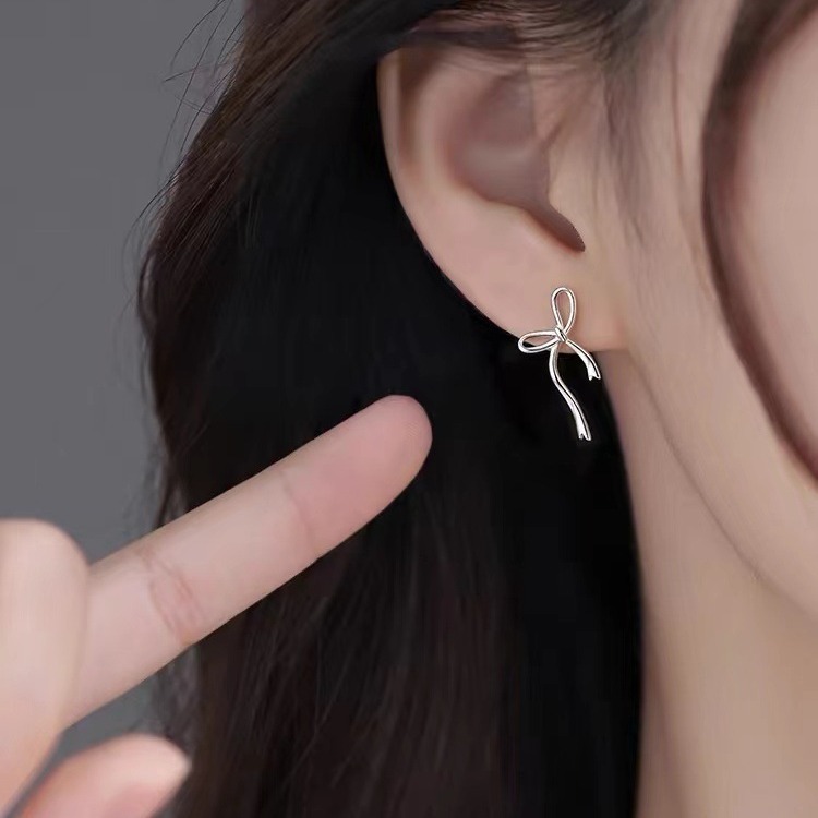 Pure sier needle bow light women's high-end earrings, 2024 new earrings