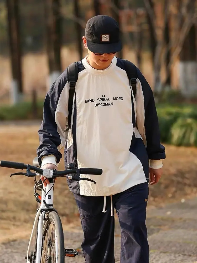 Japanese retro long sleeved sweatshirt mens preparatory ultra-fine staff autumn casual couple casual top 241007