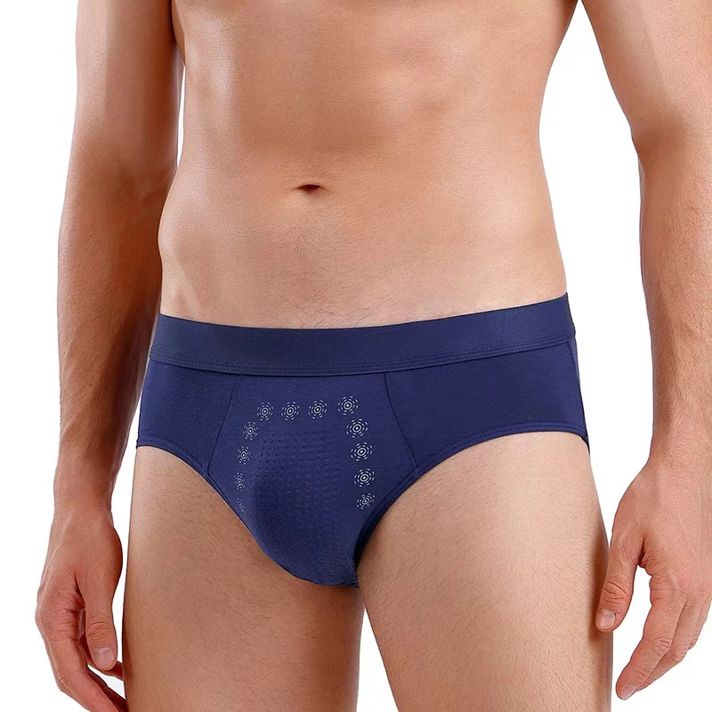 Men's briefs men's cotton breathable boys' waist shorts cotton crotch underwear loose.