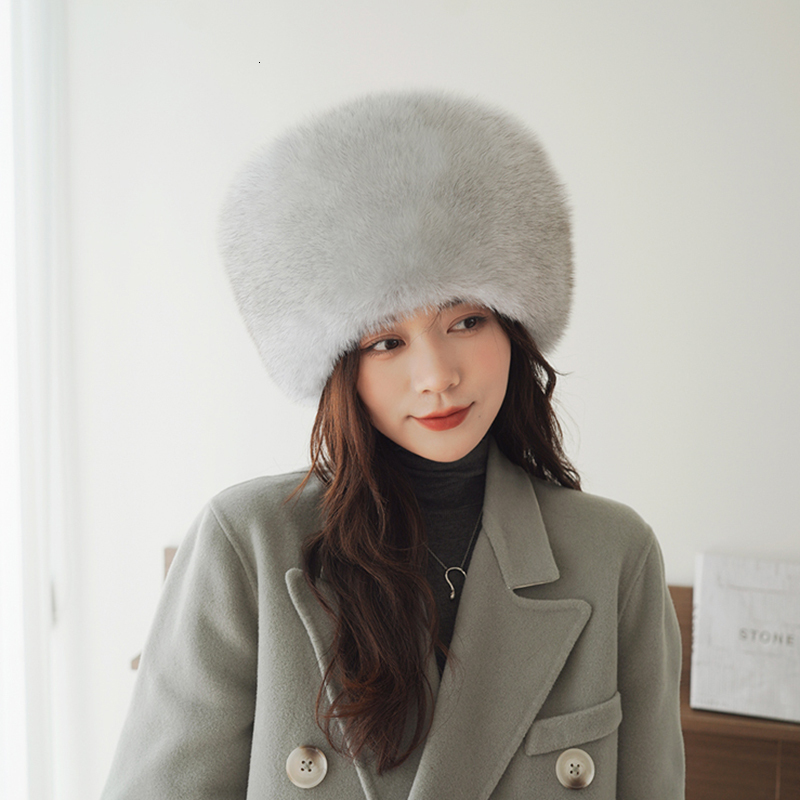 Natural Fox Beanies Women Winter Warm Fluffy Popular Russia Style Female Round Cap Fashion Real Fur Hats