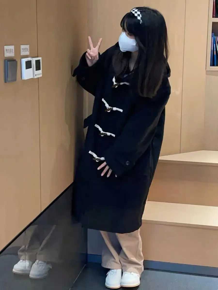Horn Button Japanese Woolen Coats for Women Winter Jacket Fashion Mid Length Black Hooded Korean Unique Long Coat Women ClothesX241009