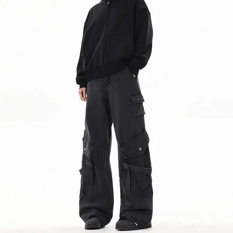 Autumn hip-hop retro men and women fashion personality multi pocket workwear jeans street loose casual wide leg pants Y2K 241007