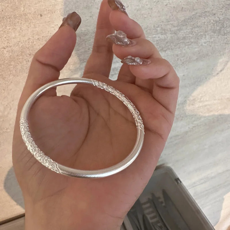 999 Bauhinia Steam Curled Grass Pattern Closed Womens Bracelet in Pure Silver National Style Ancient Silver High Jewelry Gift 240929