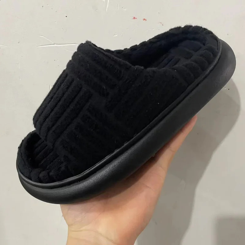 Peep Toe Slippers Green Slides for Women Flat Shoes Outwear Plush Platform female Floater Boots Plush Mules Clogs 240927