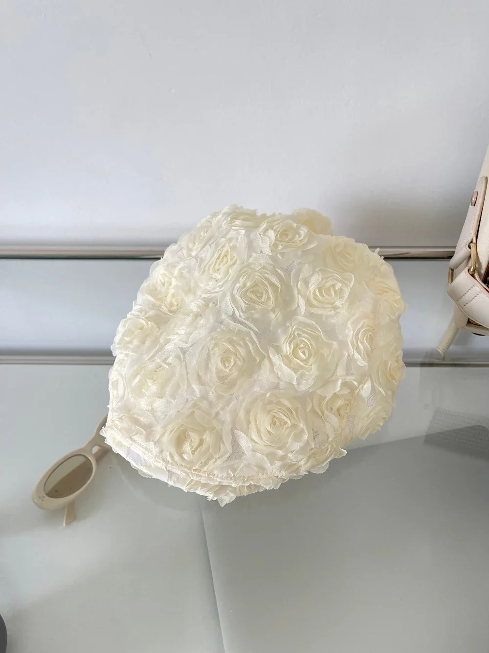 Korean spring and summer niche high-end rose front hat suitable for women with retro concept n and warmth 241007