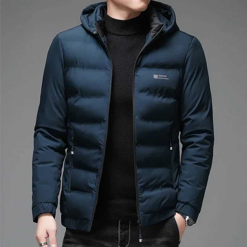 Mens Hooded Down Jacket 2024 New Coat Luxury Designer Clothing Hooded Thick Warm Casual Cold-Proof Clothing Lightweight Padding LX241009