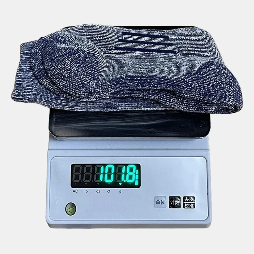 1/2/3 pairs of Merino wool mens autumn and winter thick socks mountain breathable outdoor sports socks 241009