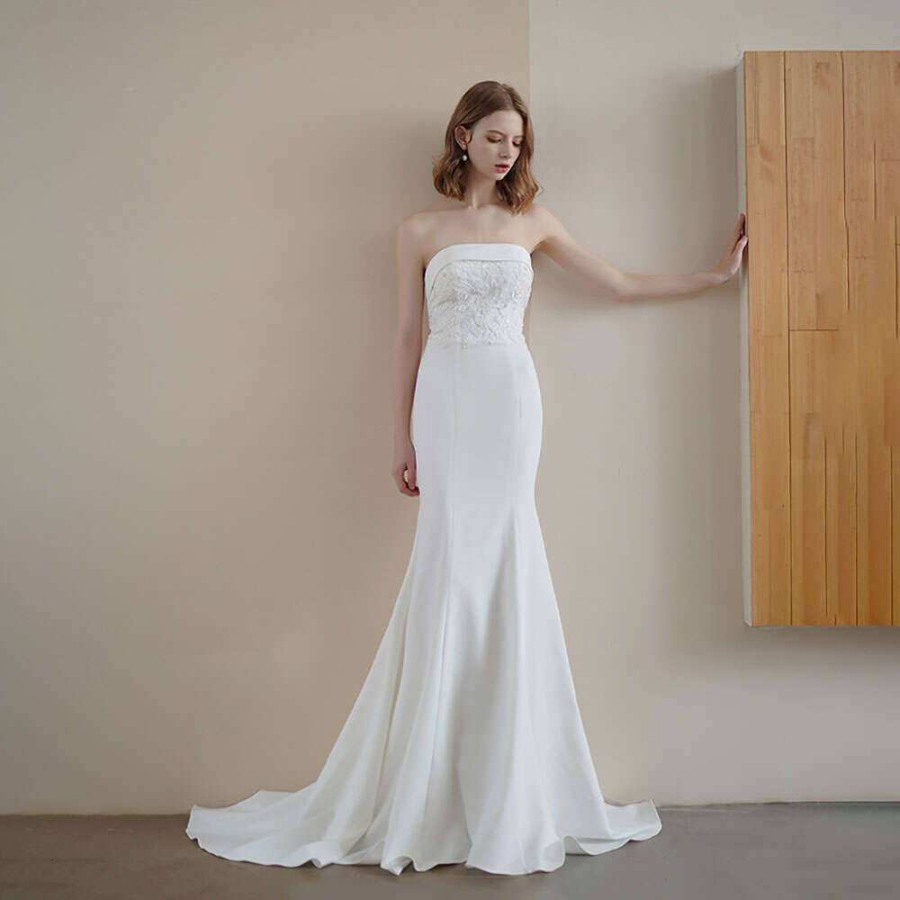 Sexy Strapless Mermaid Little Train Wedding Dress Lace Applique Studded Beaded Bridal Gown