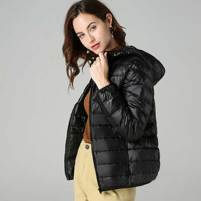 Down for women 2024 new short lightweight thick warm slim fit Korean version white duck down fashionable jacket