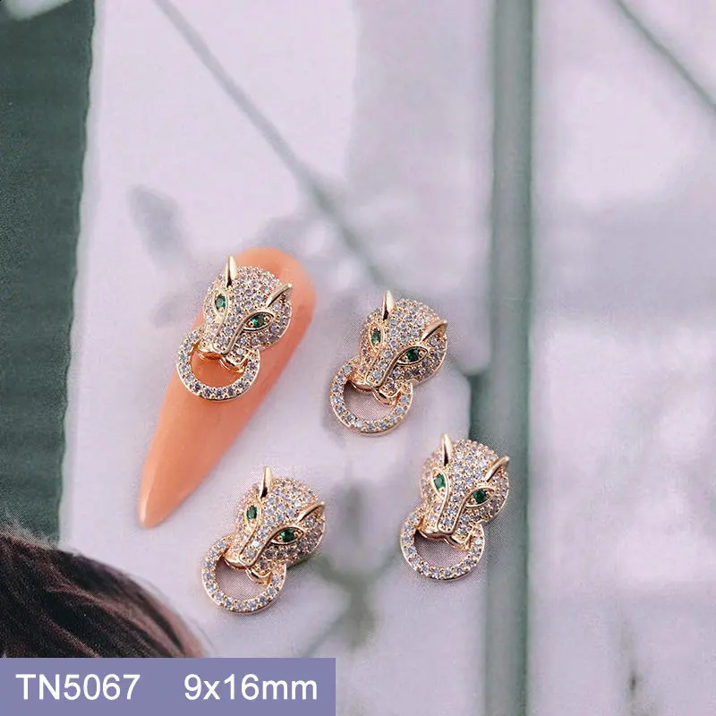 10 pieces of MG204 Christmas earrings granite zircon nails art crystal jewelry rhinestone nail accessories decorative charm 241008