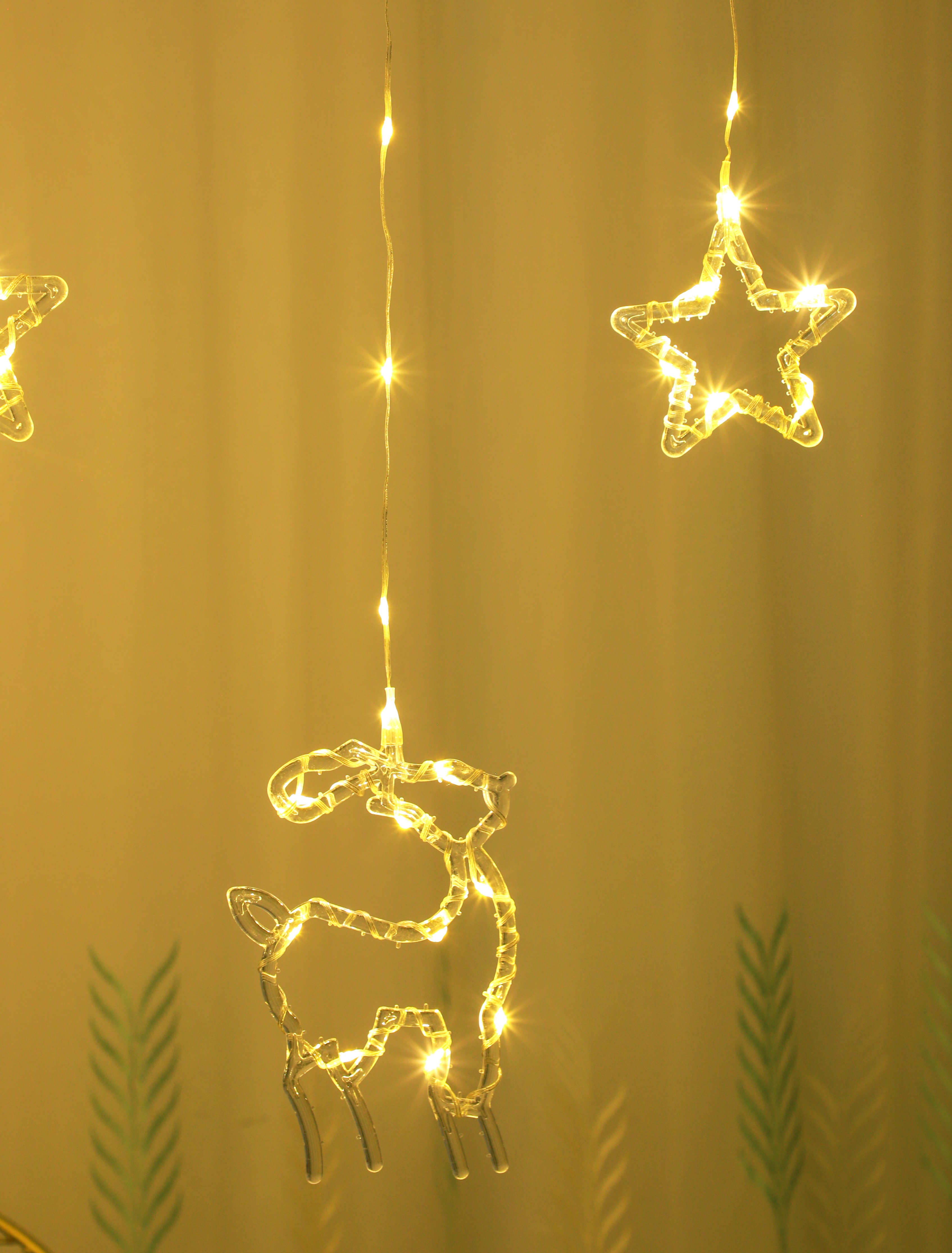 Tree Decorative LED Lights with Stars, Deer and Snowflakes Festive Outdoor Illumination