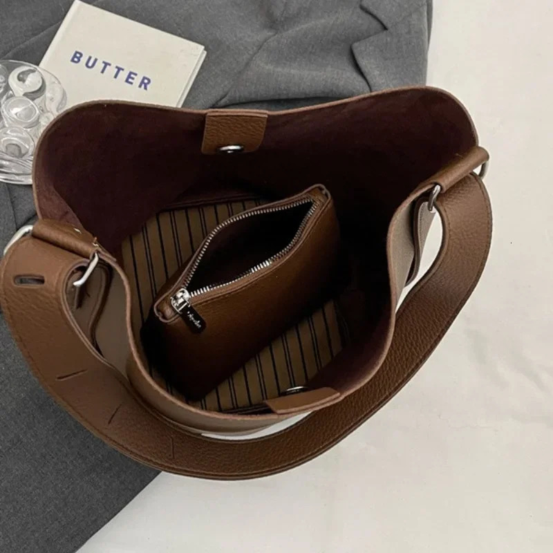 2 pieces/set retro small solid color womens leather shoulder bag Korean fashion womens handbag underwear bag wallet 241008