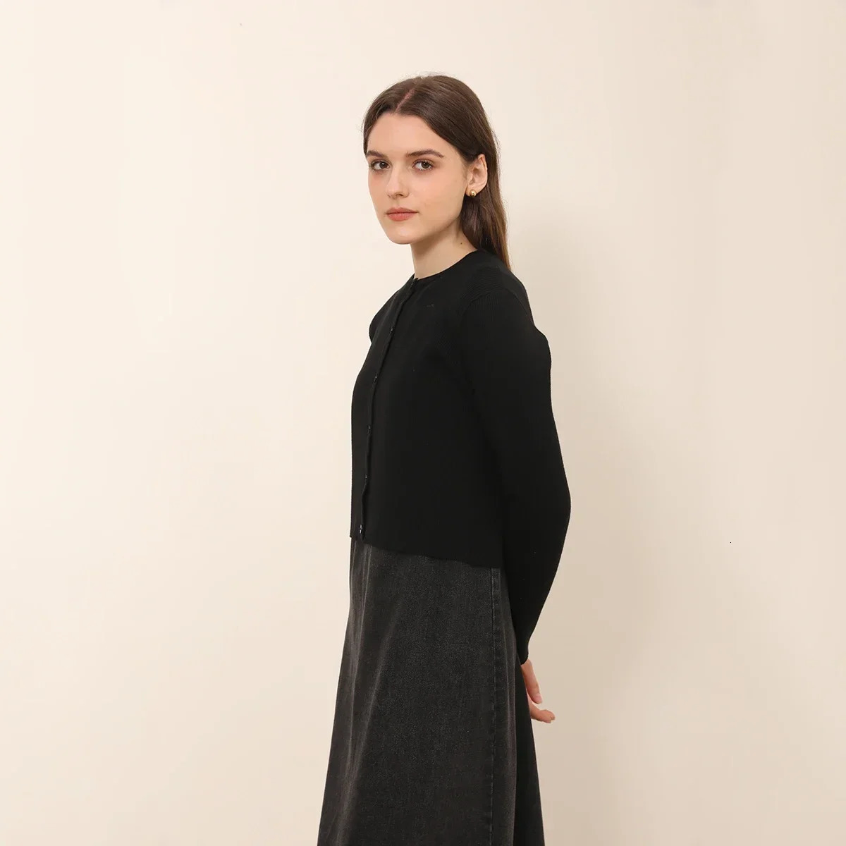 AP 2025 Autumn Womens Cowboy Sleeveless Dress Black Knitted Cardigan Fashion Style 241007