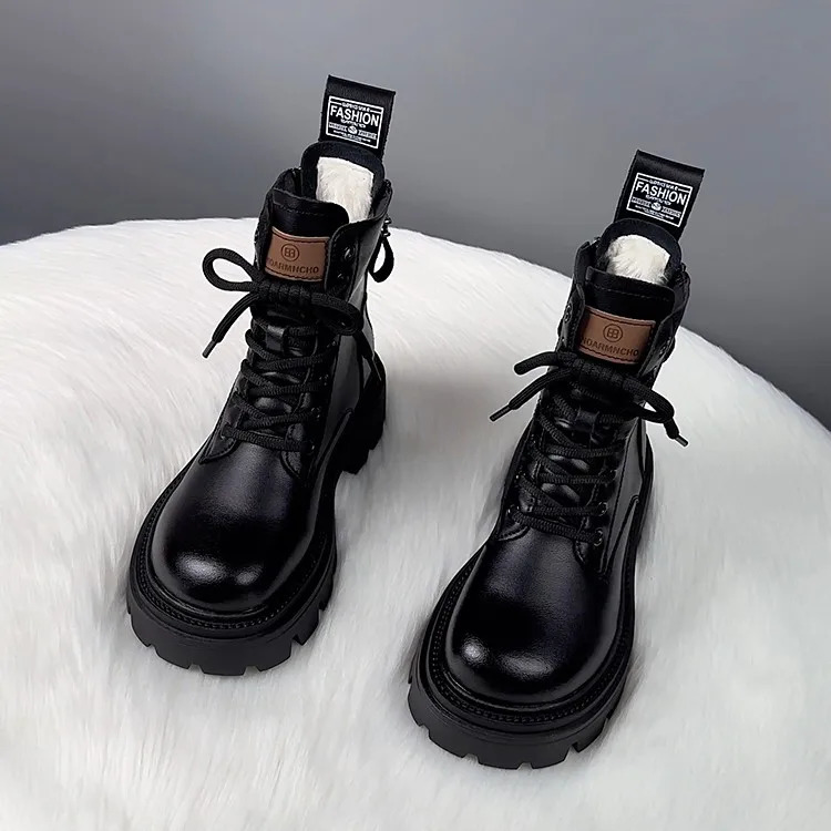 Womens snow boots winter shoes womens plush round toe flat heel leather Lolita womens Med fur 241007