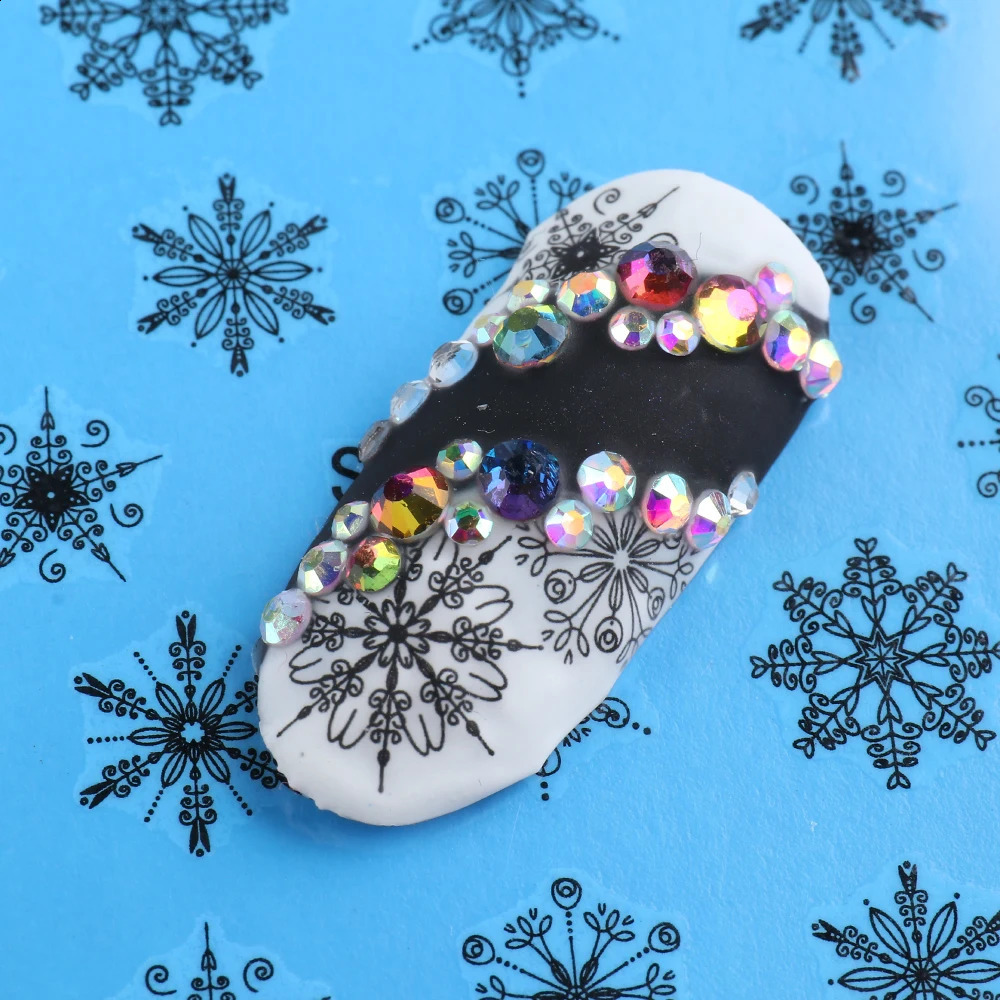 White Snowflake Nail Stickers Years Slide Deer Tree Santa Claus Waternail Stickers Christmas Handmade Tattoo GLSTZ1098-1113 241008