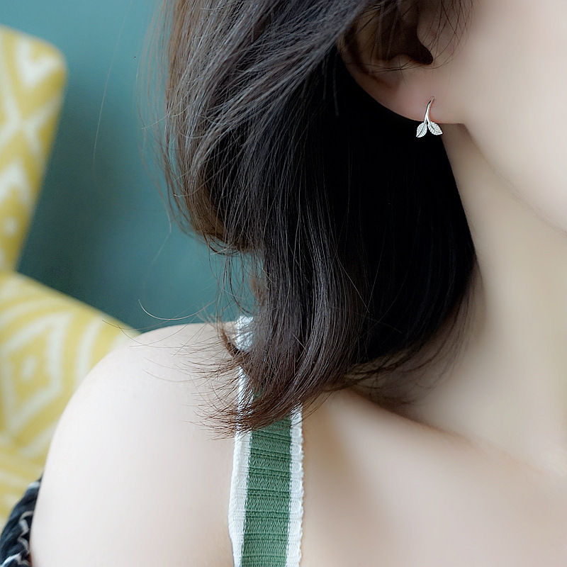 2024 New Fresh Leaf Sprout Sier Needle Earnail Ear Hook Forest Gift