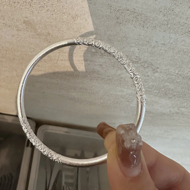 999 Bauhinia Steam Curled Grass Pattern Closed Womens Bracelet in Pure Silver National Style Ancient Silver High Jewelry Gift 240929