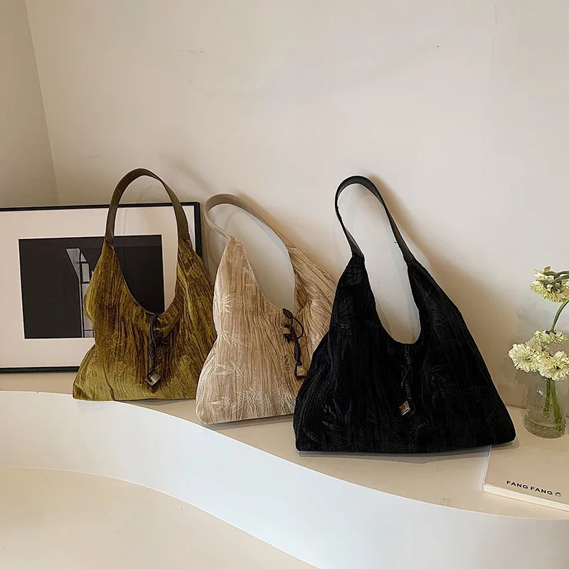 Leisure Velvet Bamboo er Style Shoulder Bag 2024 Selling Fashion Large Capacity Elegant Handbag 241008