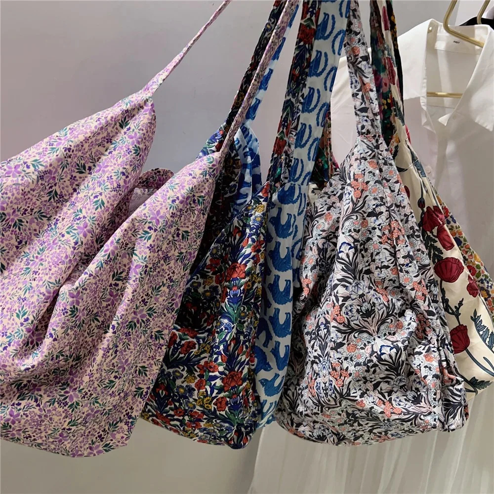 Floral Shoulder Bag Elegant Cotton Canvas Lazy Style Messenger Bag Large Capacity Shopping Bag for Women 241008