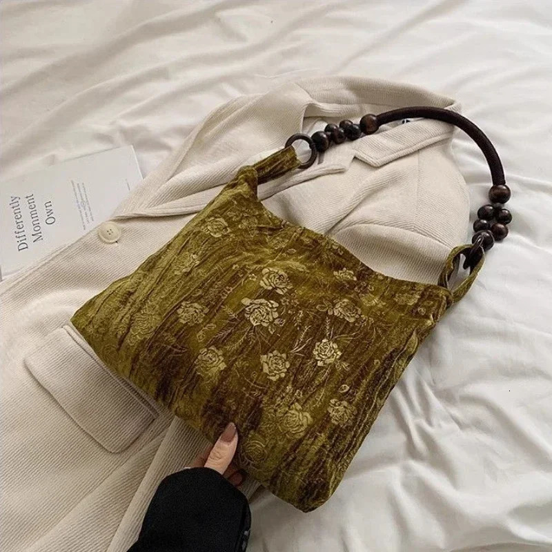 High quality selling Chinese style velvet womens shoulder bag 2024 fashion bead large capacity handbag 241008