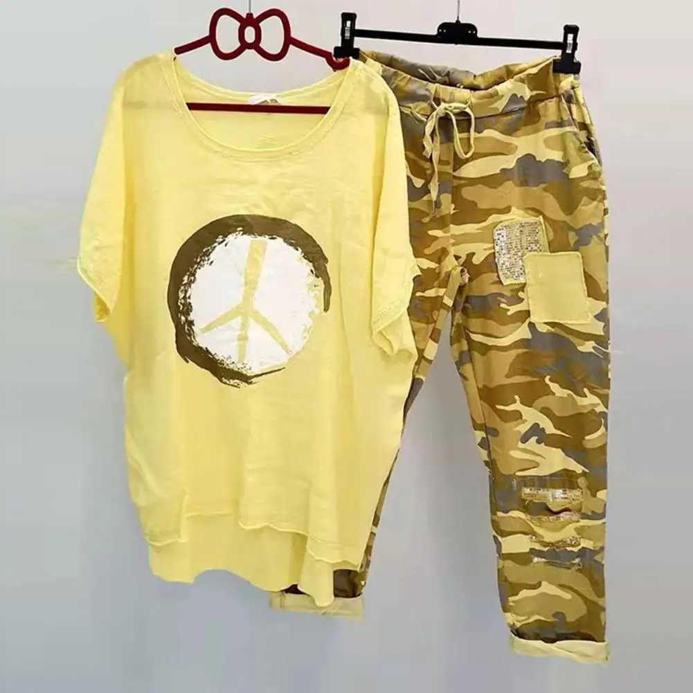1 set of T-shirt pants set for womens track and field wear O-neck irregular hem shirt camouflage printed drawstring pants set W241008