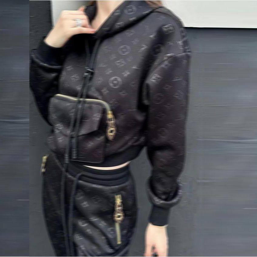Designer ensemble décontracté sweatshirt chic veste à capuche embossée pantalon fermeture éclair détails mode survêtement tendance