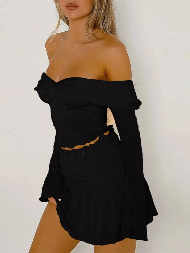 Fashionable and sexy pleated cut top for women ultra-thin dark V-neck long sleeved shirt with open collar 024 autumn womens streetwear 240927