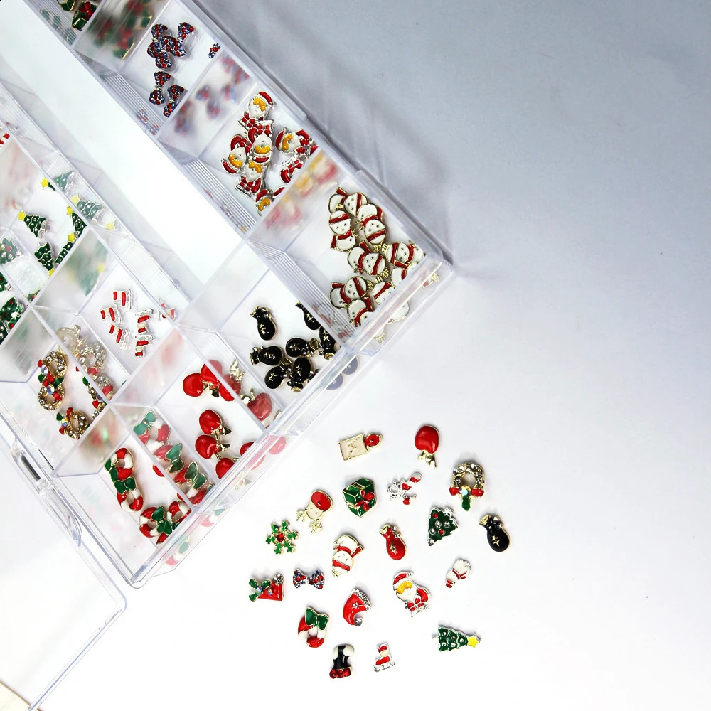 200pcs Exquisite Gold Christmas Charm Alloy Nail Christmas Tree Christmas Tree Snowman Nail Decoration Festival Celebration Event 241008