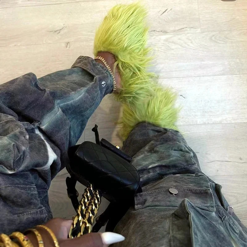 Runway Fashion Furry Flat Slippers Women Mules Harajuku Gothic Punk Y2k Sexy Fake Fur Slides Cute Home Slippers 240927