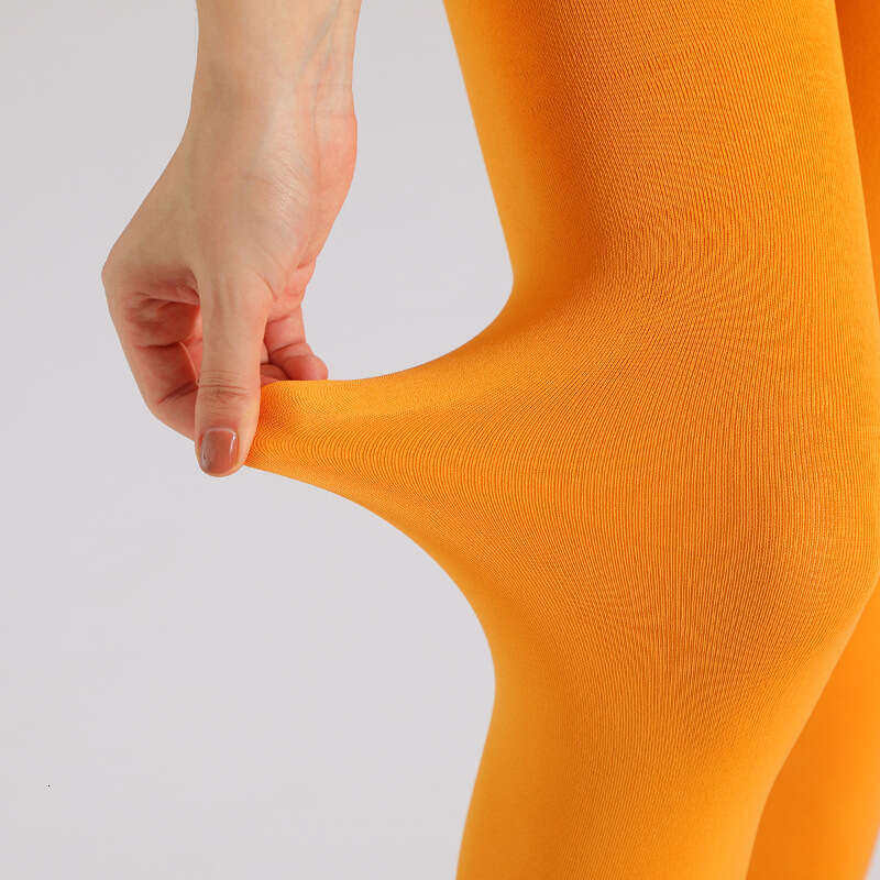 Polyester brushed leggings, thickened and plus size 9/1 one-piece pants, thin flannel with ankle soc