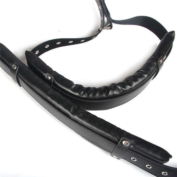 SM adult products bundled with split leg straps M leg straps Couple alternative flirting and restraint toys